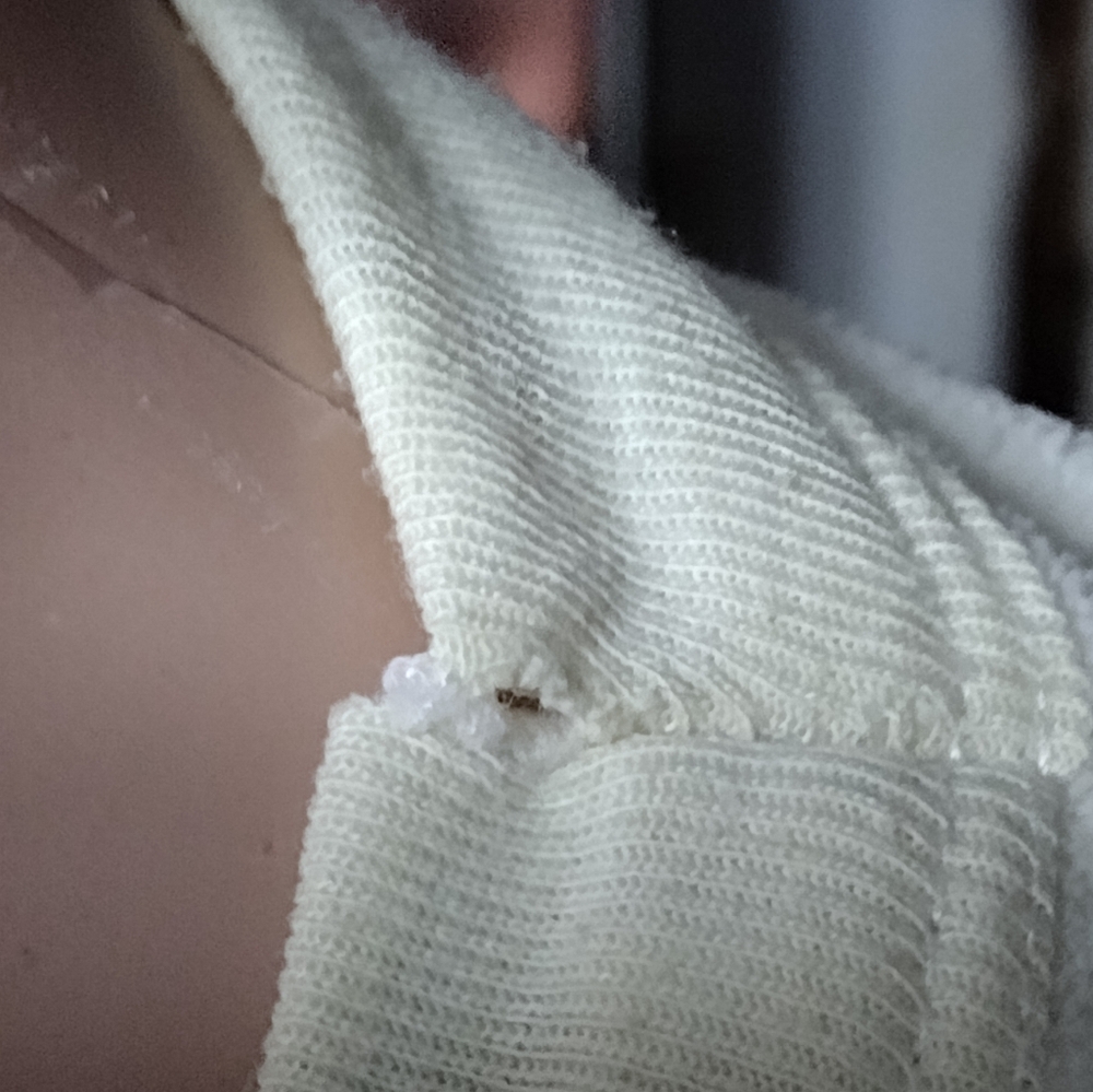 VINTAGE Women's V-neck L/S VELOUR Top. - Picture 6 of 6